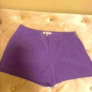 Purple short - Jennifer Lopez collection